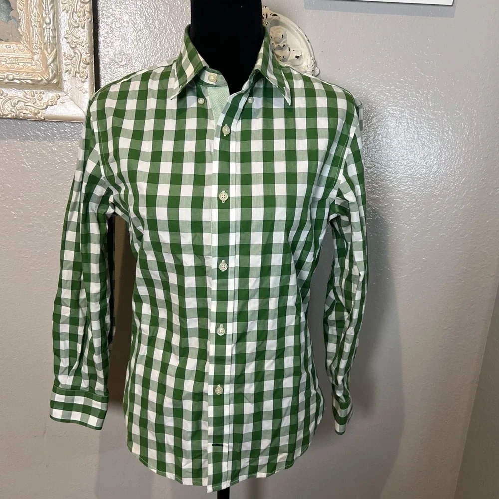 Banana Republic Green and White Checked Button-Down Shirt